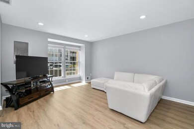 8302 Bluebird Way unit 7, Lorton, VA 22079 - photo 7