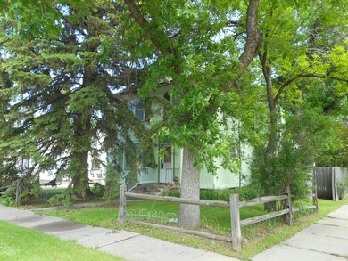 621 7th Ave SE, Jamestown, ND 58401 - photo 2