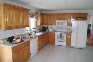 32 Malvesti Way, Quincy, MA 02169 - photo 2