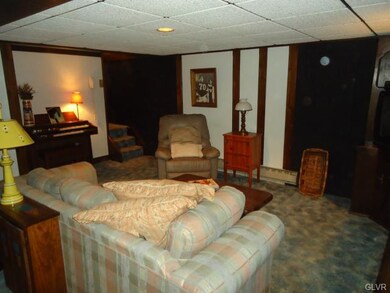 3127 S 3rd St, Whitehall, PA 18052 - photo 6