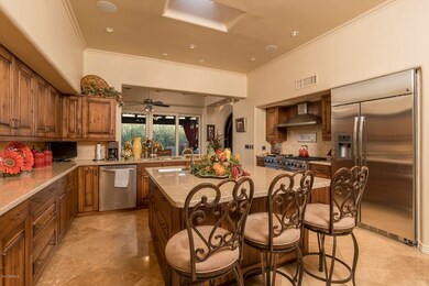 06 Kitchen