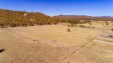 0 Rising Glen Dr, Central Point, OR 97502 - photo 5