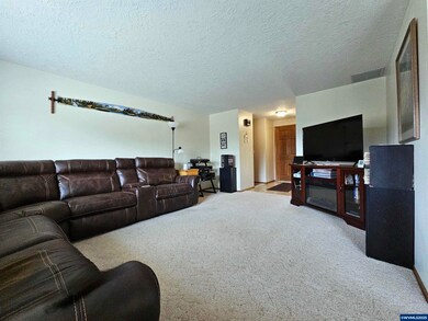 288 Dorcas Dr N, Keizer, OR 97303 - photo 4