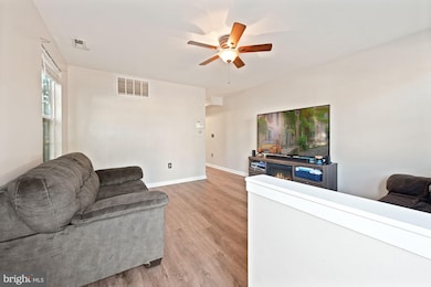 540 S 6th St, Camden, NJ 08103 - photo 6