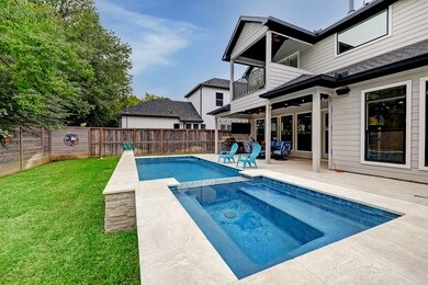 1029 Fisher St, Houston, TX 77018 - photo 3