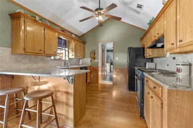 901 Roper Rd, Lufkin, TX 75904 - photo 6