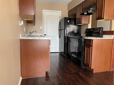 147 Allencrest Dr unit D, Fort Worth, TX 76108 - photo 4