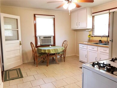 Your view coming into the kitchen.