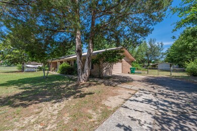 3083 Skyline Dr-Crestview-15