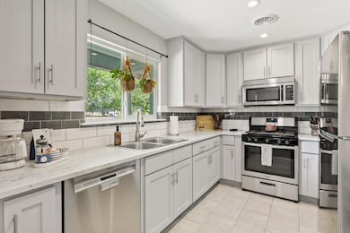 8405 Rockwood Ln, Austin, TX 78757 - photo 6