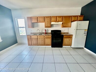 112 E Market St unit 6, Scranton, PA 18509 - photo 2