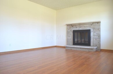 1057 Runyon Rd, Columbus, OH 43227 - photo 4