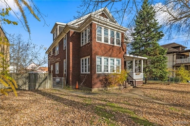 2462 Niagara Ave, Niagara Falls, NY 14305 - photo 3