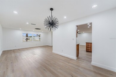 9504 W Cluster Ave, Tampa, FL 33615 - photo 7