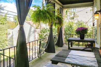Large front porch, great for morning coffee or rel