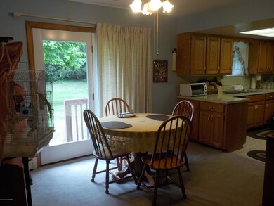 125 Burchell Ln, Effort, PA 18330 - photo 6