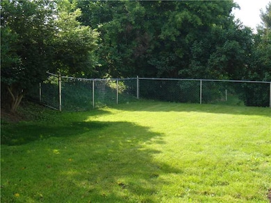 Yard/Garden.