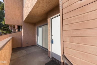 677 County Square Dr unit 59, Ventura, CA 93003 - photo 2