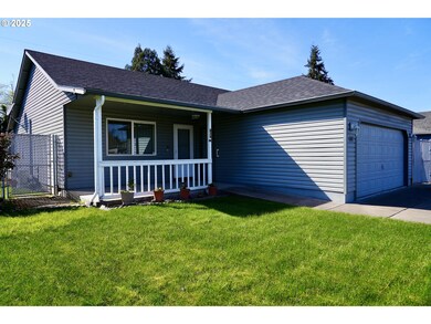 838 Hazelnut Ln, Springfield, OR 97478 - photo 3