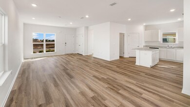 27_Bluebeech_Street_2_Living_Room