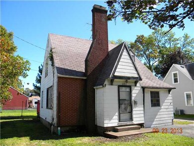 683 Nash Rd, North Tonawanda, NY 14120 - photo 2