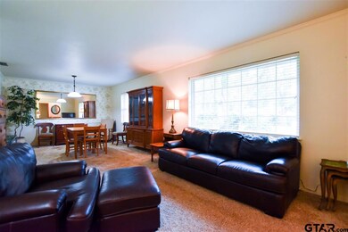 211 211 Alpine Dr, Tyler, TX 75701 - photo 5