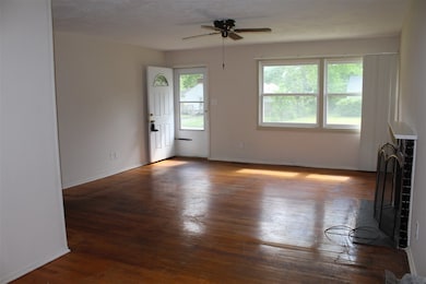 500 Dogwood Ln, Jacksonville, NC 28540 - photo 4