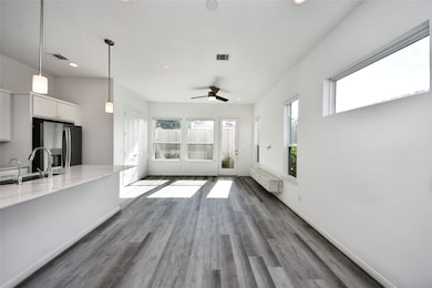 1524 Ojeman Rd unit A, Houston, TX 77055 - photo 6