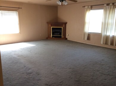 2746 E Center Dr, Bluffton, IN 46714 - photo 5