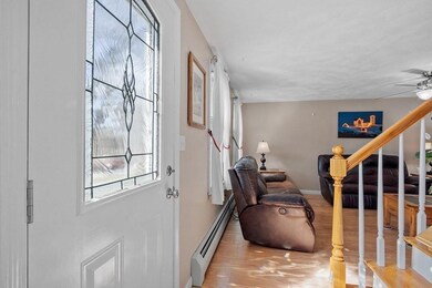 968 Merrimack Ave, Dracut, MA 01826 - photo 3