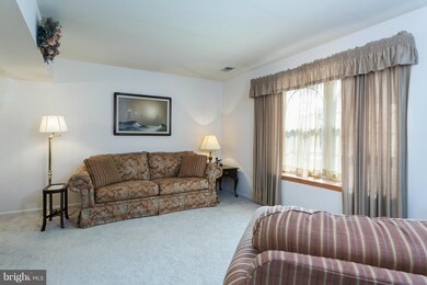 6204 Honeycomb Ct, Sykesville, MD 21784 - photo 6