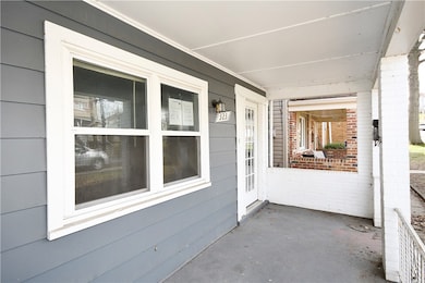 323 Glenn Ave, Carnegie, PA 15106 - photo 3