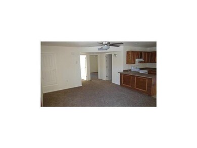 2413 Tremont Ave unit C, El Paso, TX 79930 - photo 6