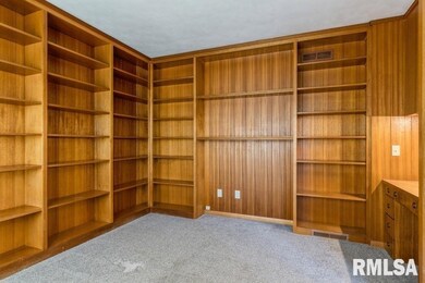 4 Garfield Ct, Davenport, IA 52804 - photo 4