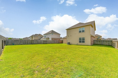 3216 Walden Breeze Ct, League City, TX 77539 - photo 2