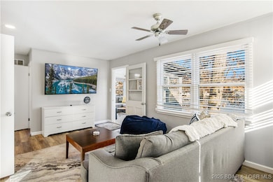 142 Elm Ln, Sunrise Beach, MO 65079 - photo 4