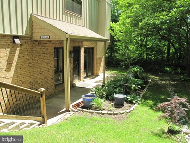 15299 Forest Grove Dr unit 15299, Woodbridge, VA 22191 - photo 3