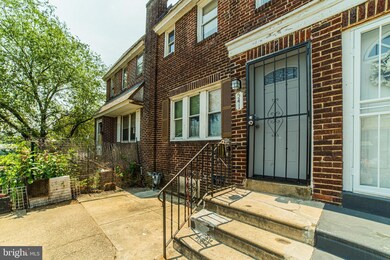 541 Randolph St, Camden, NJ 08105 - photo 2
