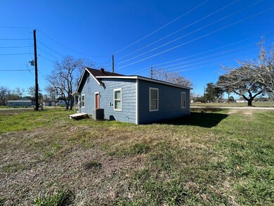 8903 Park St, Needville, TX 77461 - photo 4