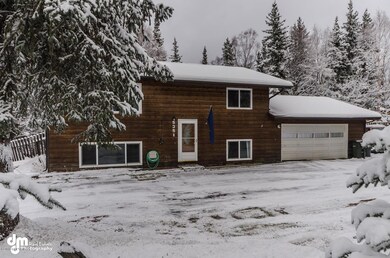 5351 Whispering Spruce Drive-large-004-E