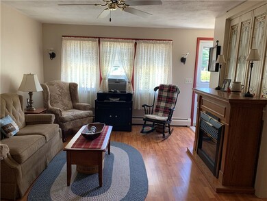 11 Barrett St, Cranston, RI 02910 - photo 4