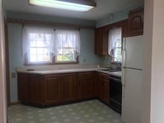 3051 W 25th St, Erie, PA 16506 - photo 6