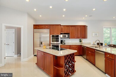 5842 Saddle Downs Place, Centreville, VA 20120 - photo 5