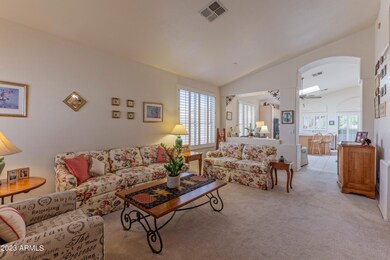 1409 E-006-005-Living-MLS_Size