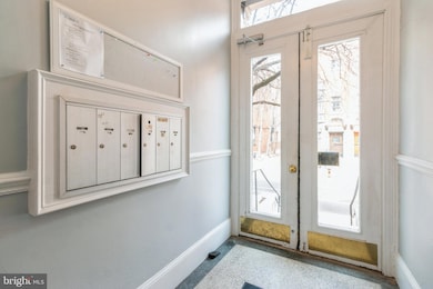 1016 Spruce St unit 2F, Philadelphia, PA 19107 - photo 2