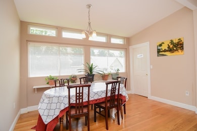 473 Waltham St, West Newton, MA 02465 - photo 4