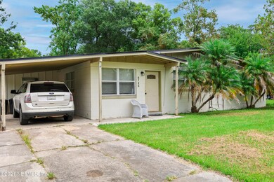 6725 Mopsy Ln, Jacksonville, FL 32210 - photo 2