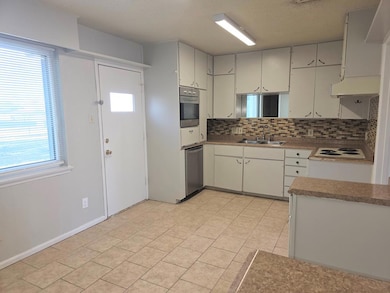 4610 Storey Ave, Midland, TX 79703 - photo 5