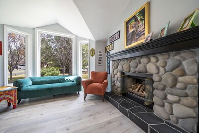 21170 Claremont Ct, Bend, OR 97702 - photo 7