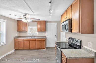 12-2418-Dunlap-Lansing-WindowStill-Real-